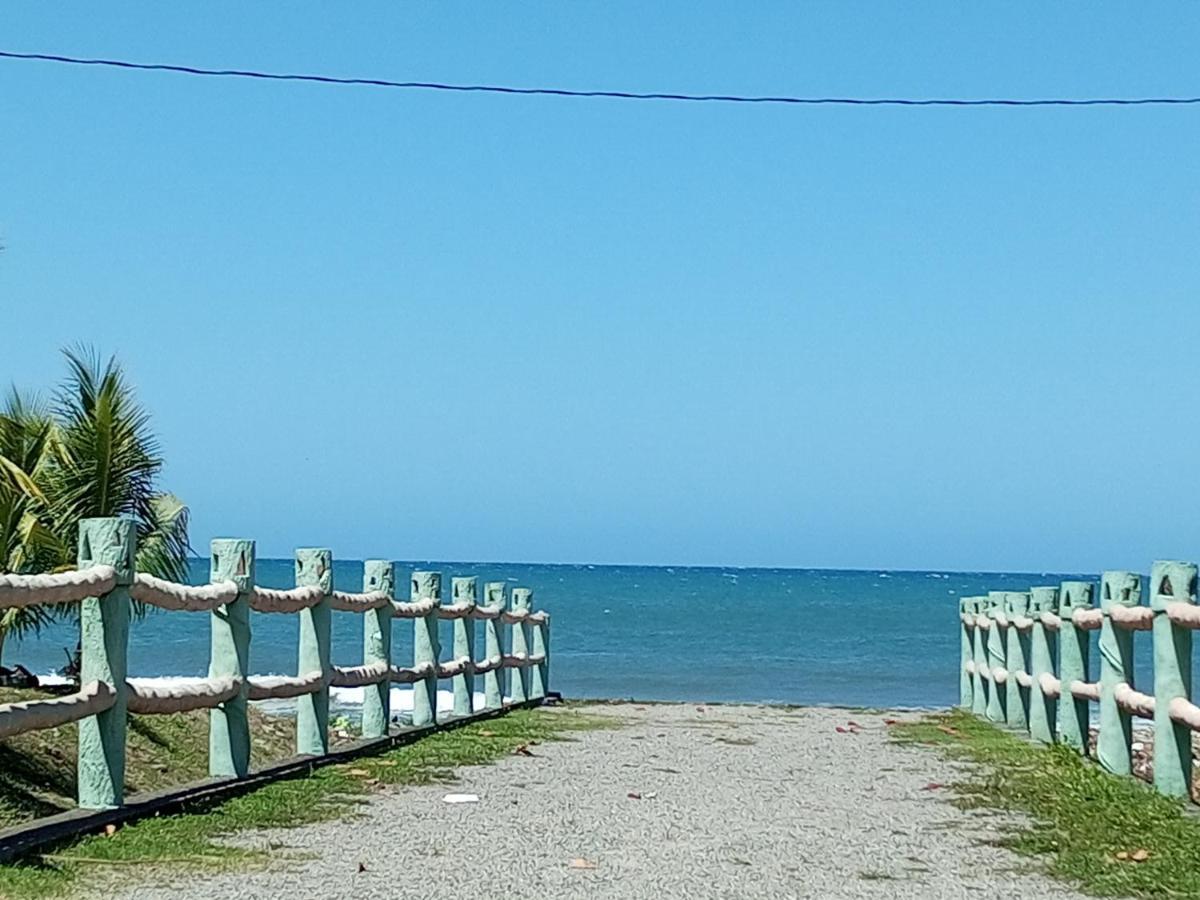 Tramonto Boutique Hotel La Ceiba Ngoại thất bức ảnh