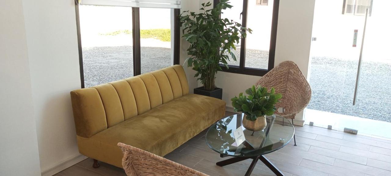 Tramonto Boutique Hotel La Ceiba Ngoại thất bức ảnh